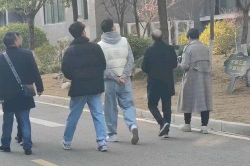 吃瓜事件网红腹肌,吃瓜事件背后的健身传奇  第2张